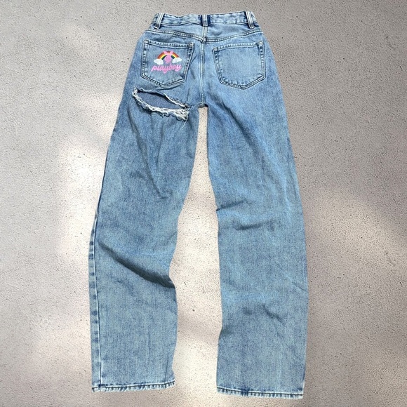 PLAYBOY BY PACSUN HIGH RISE STRAIGHT JEANS - Picture 3 of 7